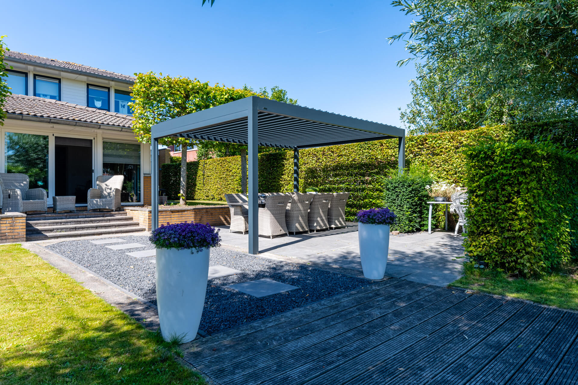 aluminium-lamellen-dak-palazzo-inthout-sierconstructies