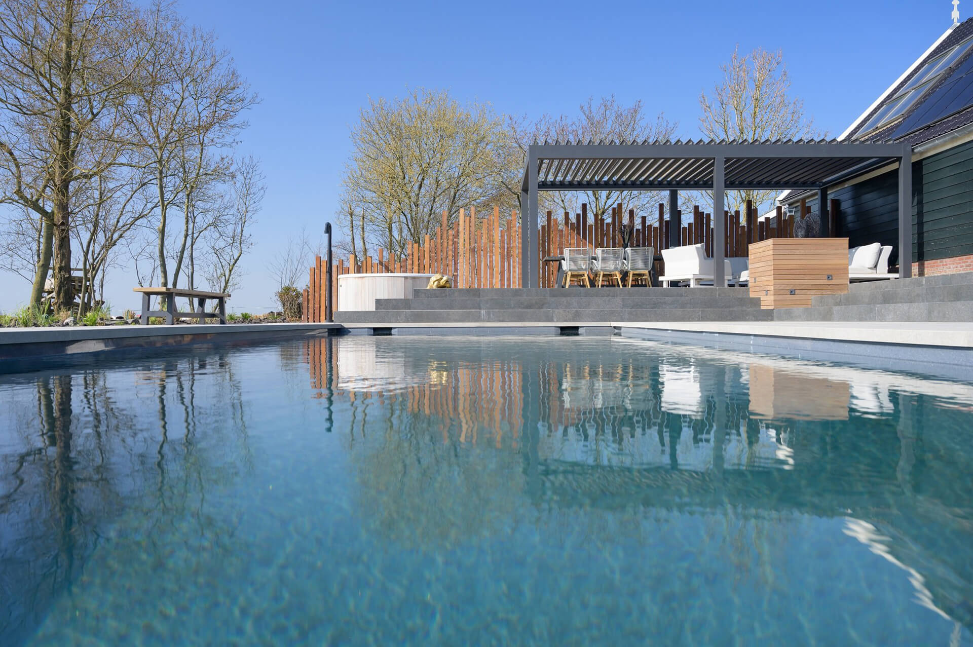 Aluminium Lamellen Daken In 't Hout Sierconstructies