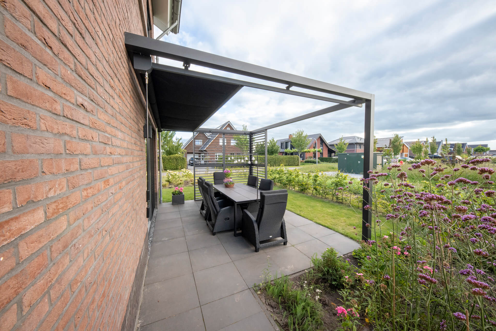 aluminium-pergola-blauwestad-inthout-sierconstructies-01