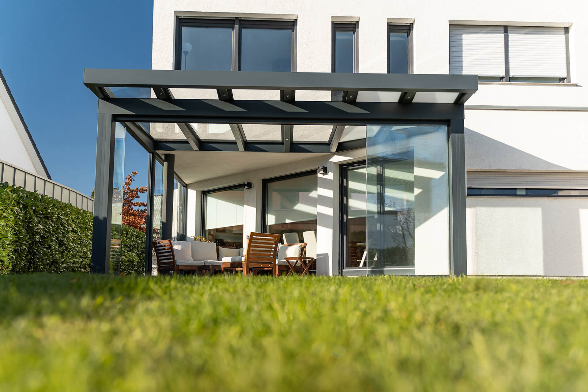 aluminium-veranda-vlak-dak-ultraline-inthout-sierconstructies
