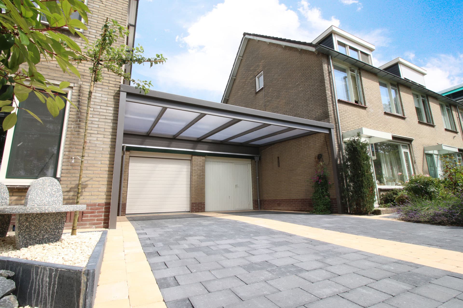 carports-lessenaarsdak-inthout-sierconstructies-hero