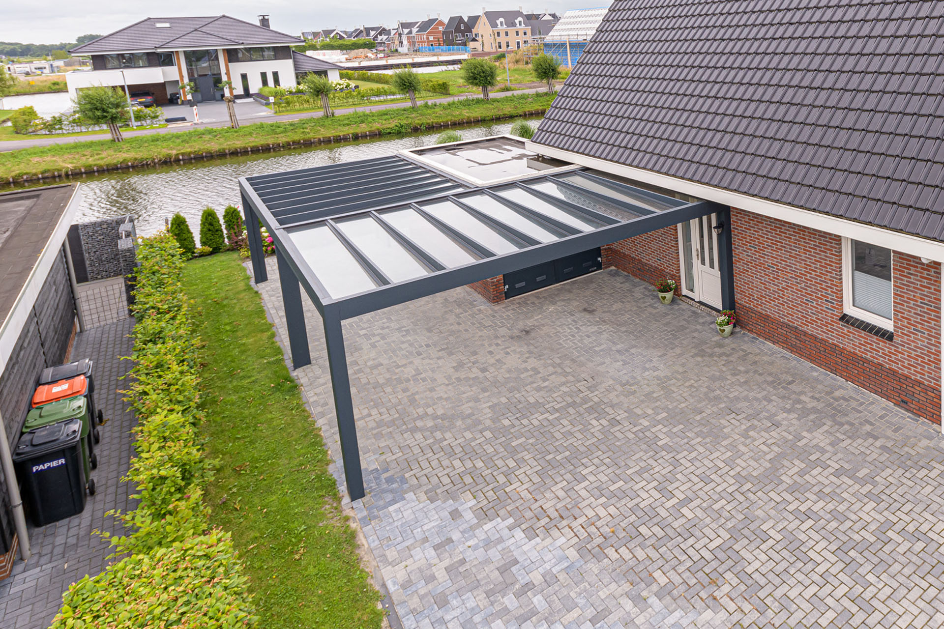 carports-vlak-inthout-sierconstructies-02