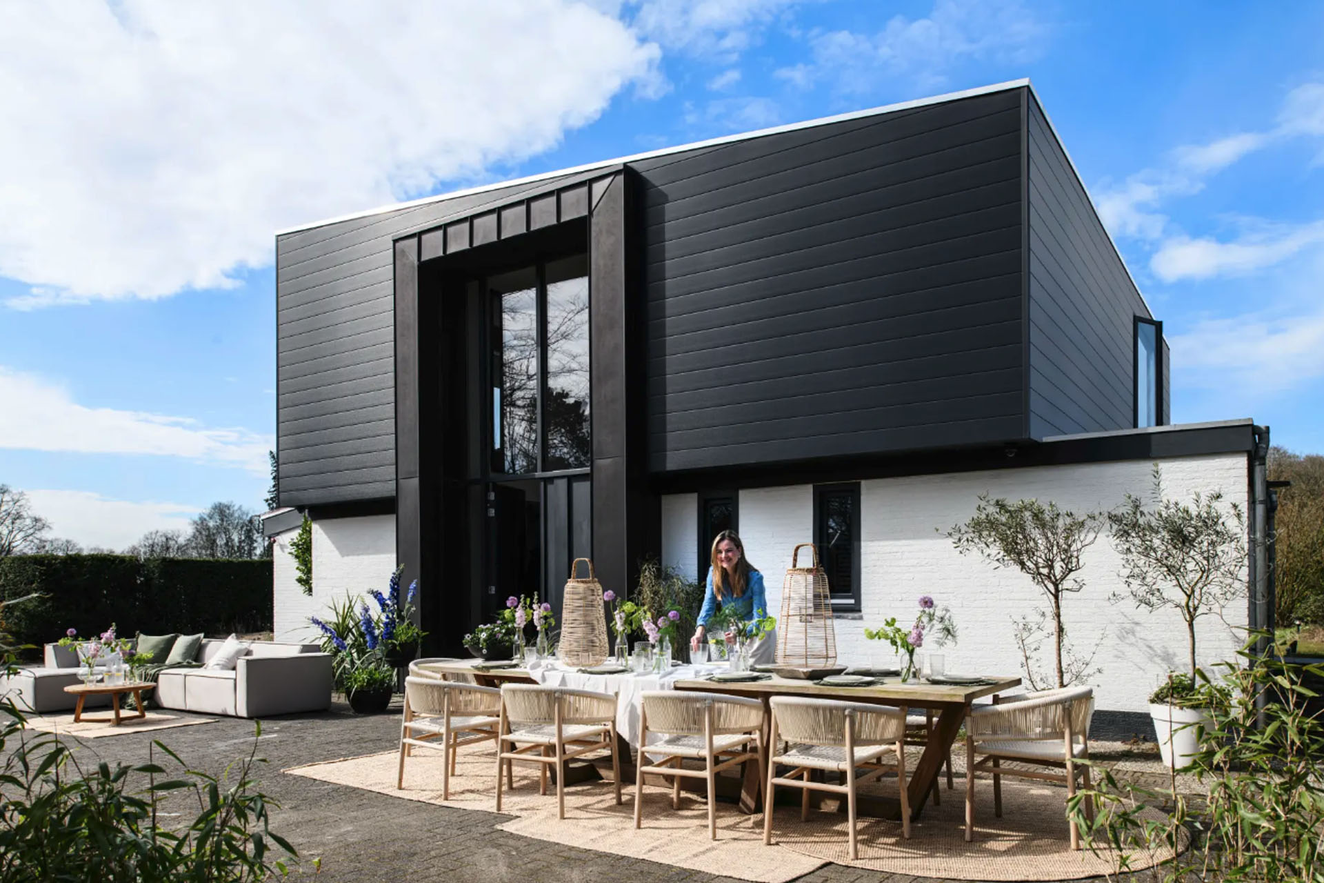 gevelbekleding-inthout-sierconstructies-hero