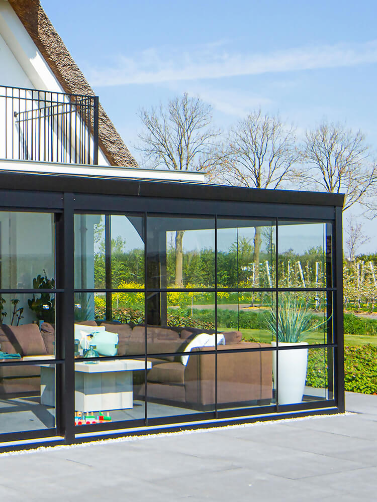glasschuifwanden-steellook-inthout-sierconstructies