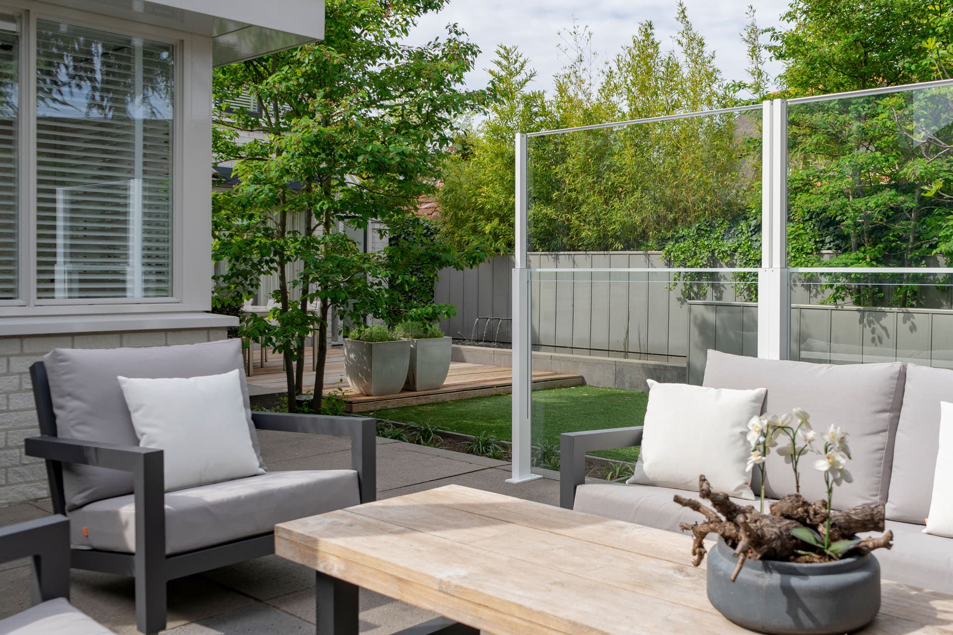 glazen-balustrade-inthout-sierconstructies-hero-midden