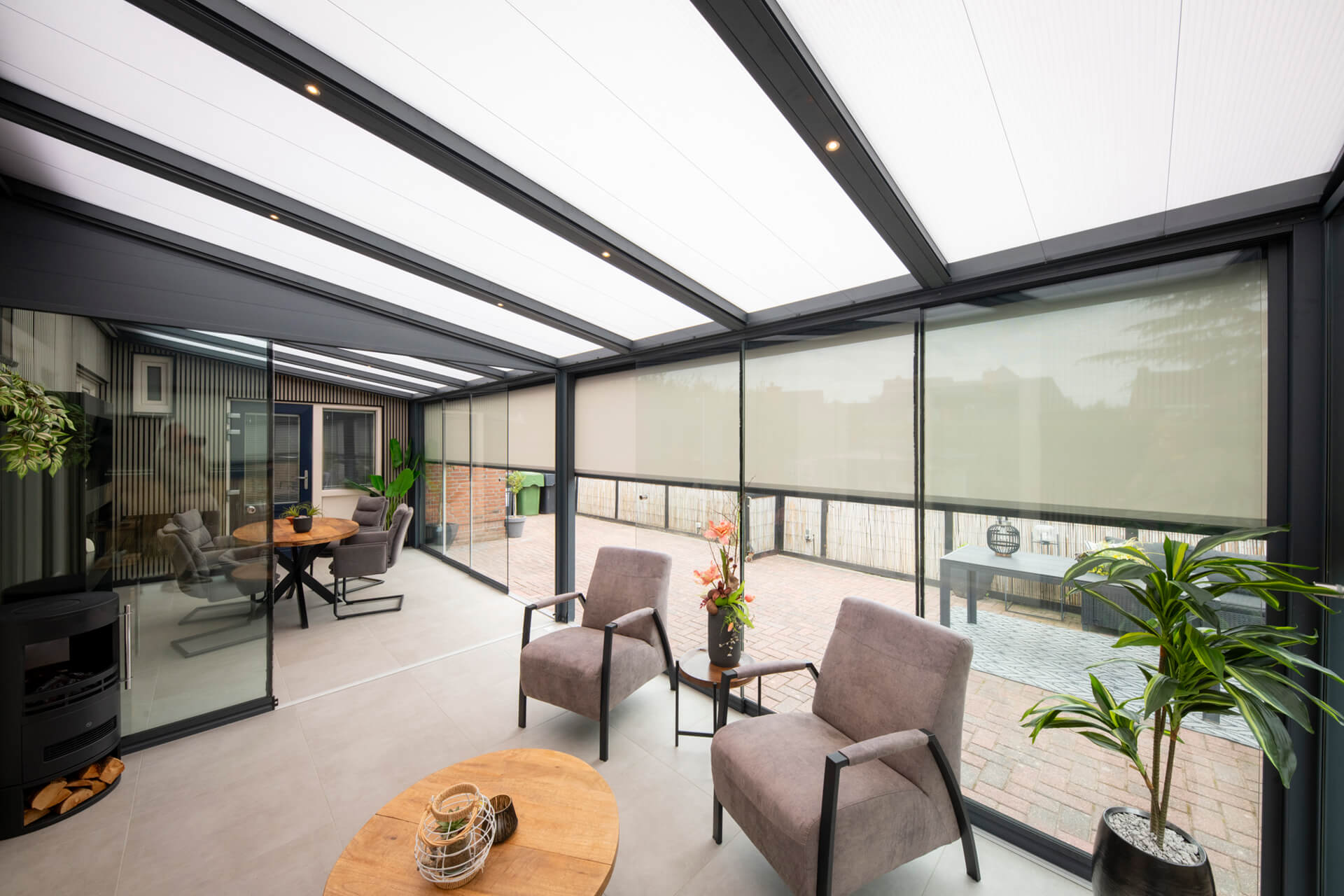 profiline-tuinkamer-sunmaster-solar-screens-farmsum-inthout-sierconstructies-08