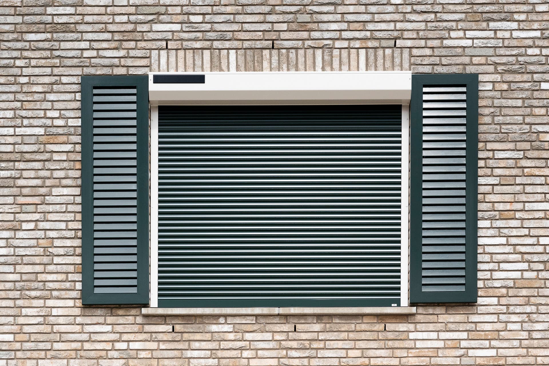 rolluiken-sunmaster-inthout-sierconstructies