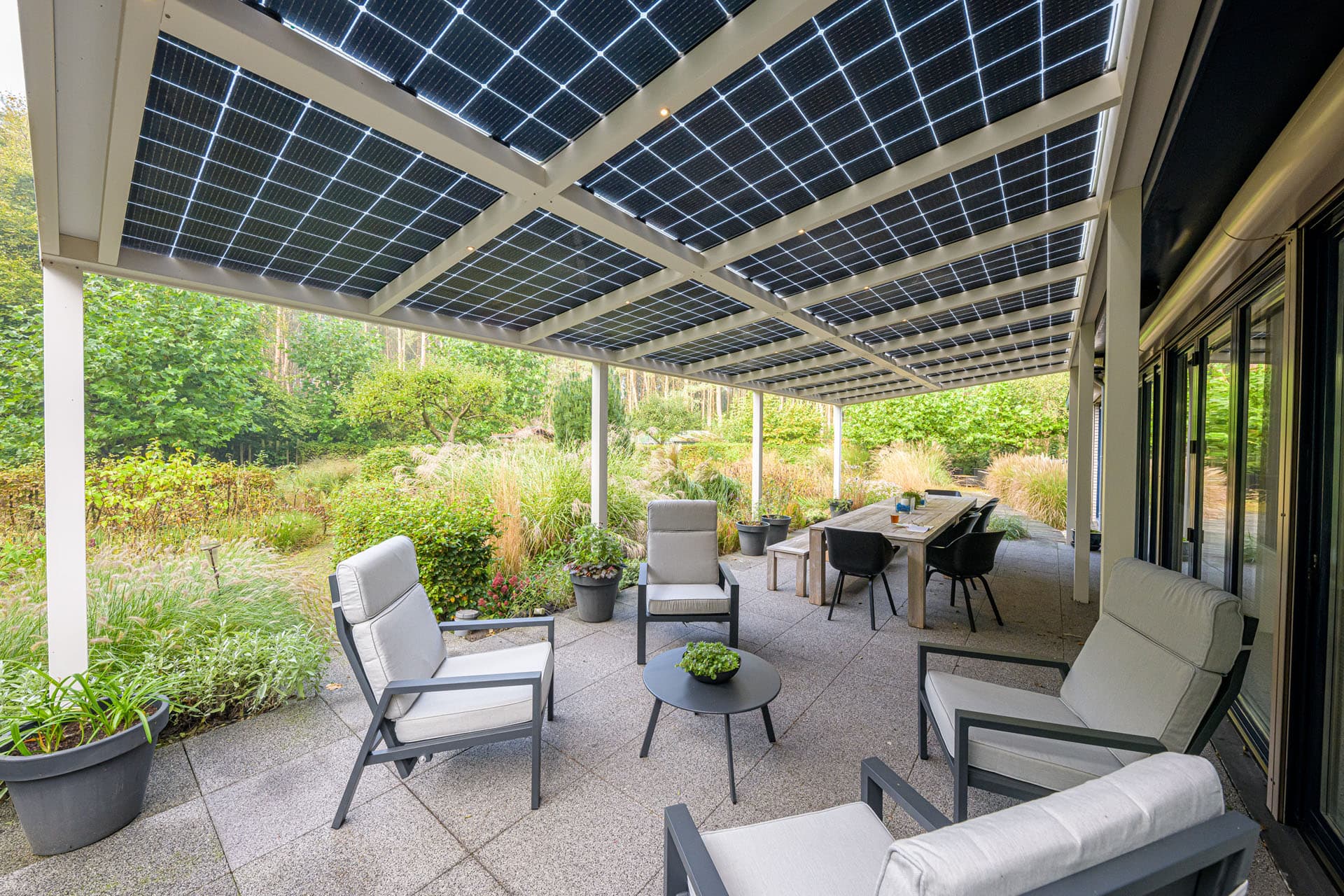 solar-inthout-sierconstructies-hero-midden