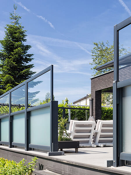 tuinafscheidingen-inthout-sierconstructies