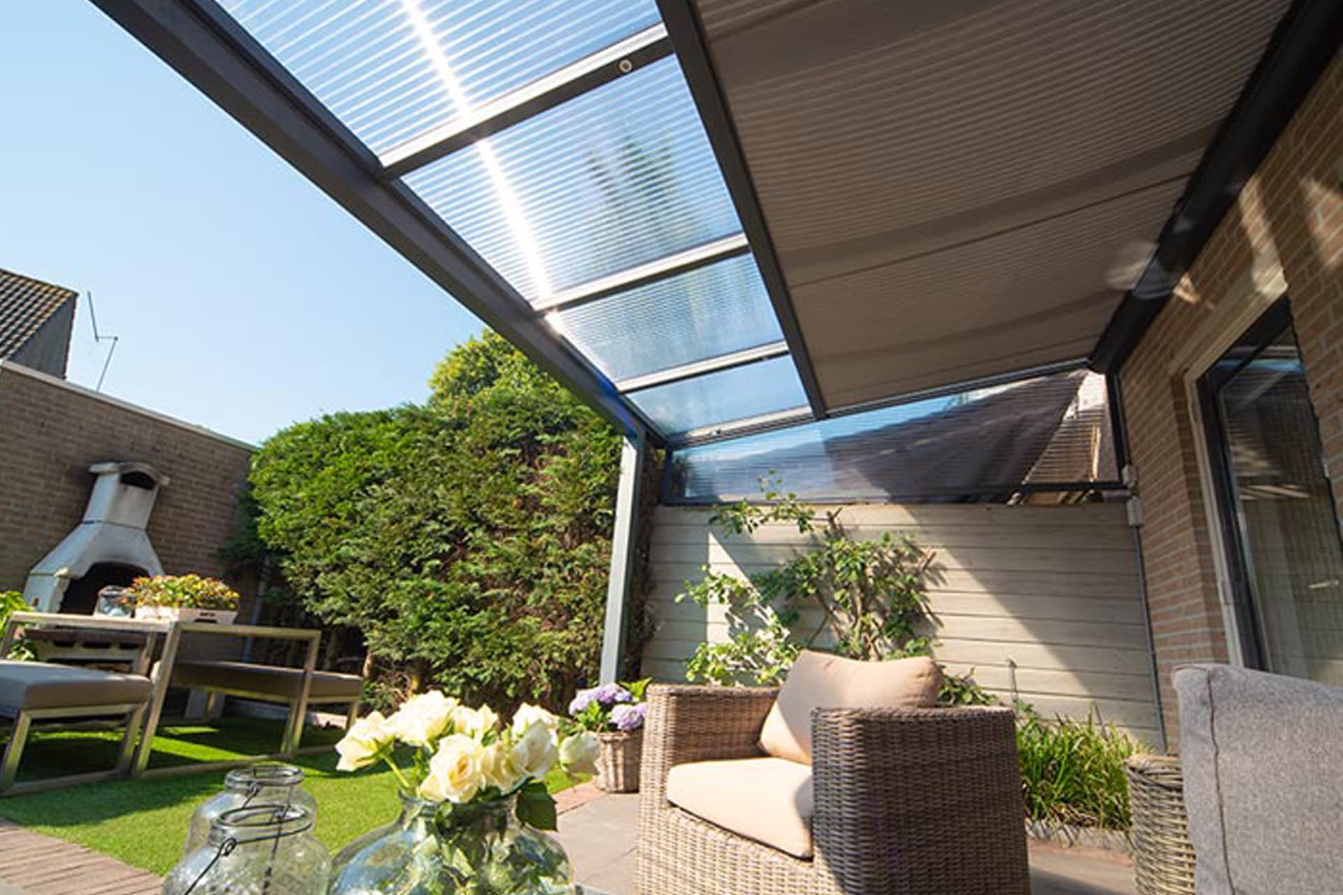 verandazonwering-sunmaster-inthout-sierconstructies-02