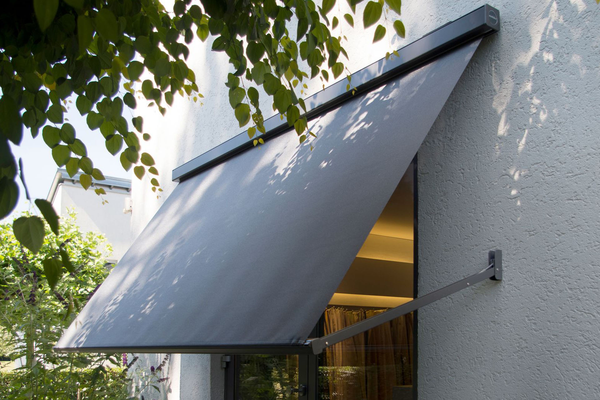 zonwering-uitvalschermen-inthout-sierconstructies